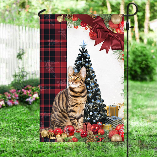 Toyger Cat Flag Sitting In Front Of The Christmas Tree