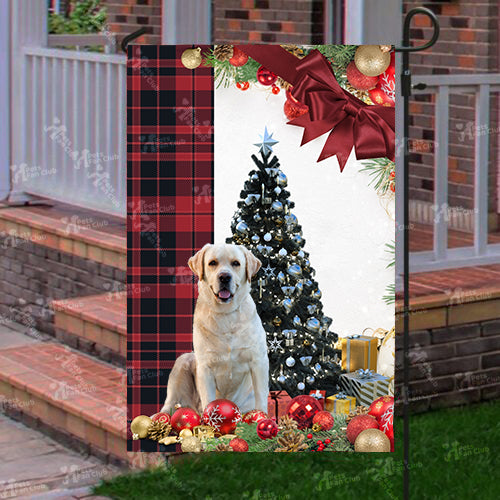 Golden Labrador Flag Sitting In Front Of The Christmas Tree